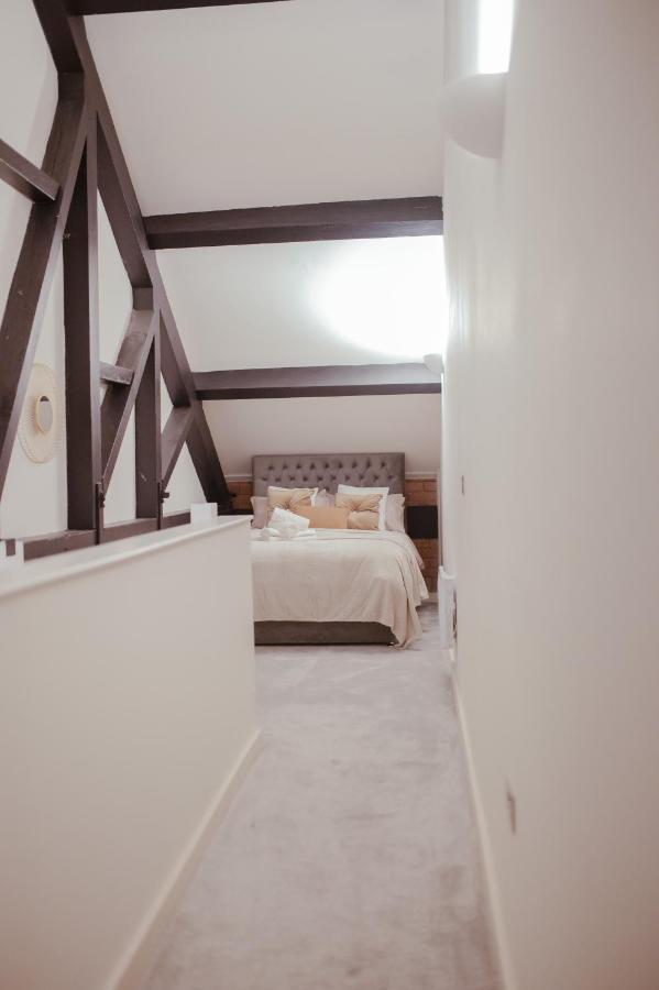 Bv Luxury Penthouse Conditioning House *