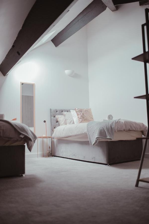 Bv Luxury Penthouse Conditioning House Bradford (West Yorkshire)