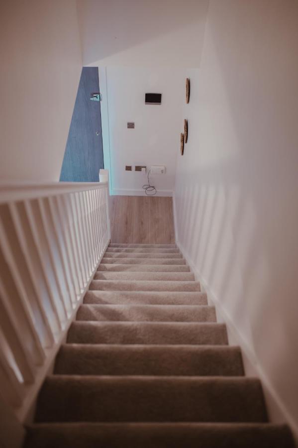 Bv Luxury Penthouse Conditioning House * Bradford (West Yorkshire)