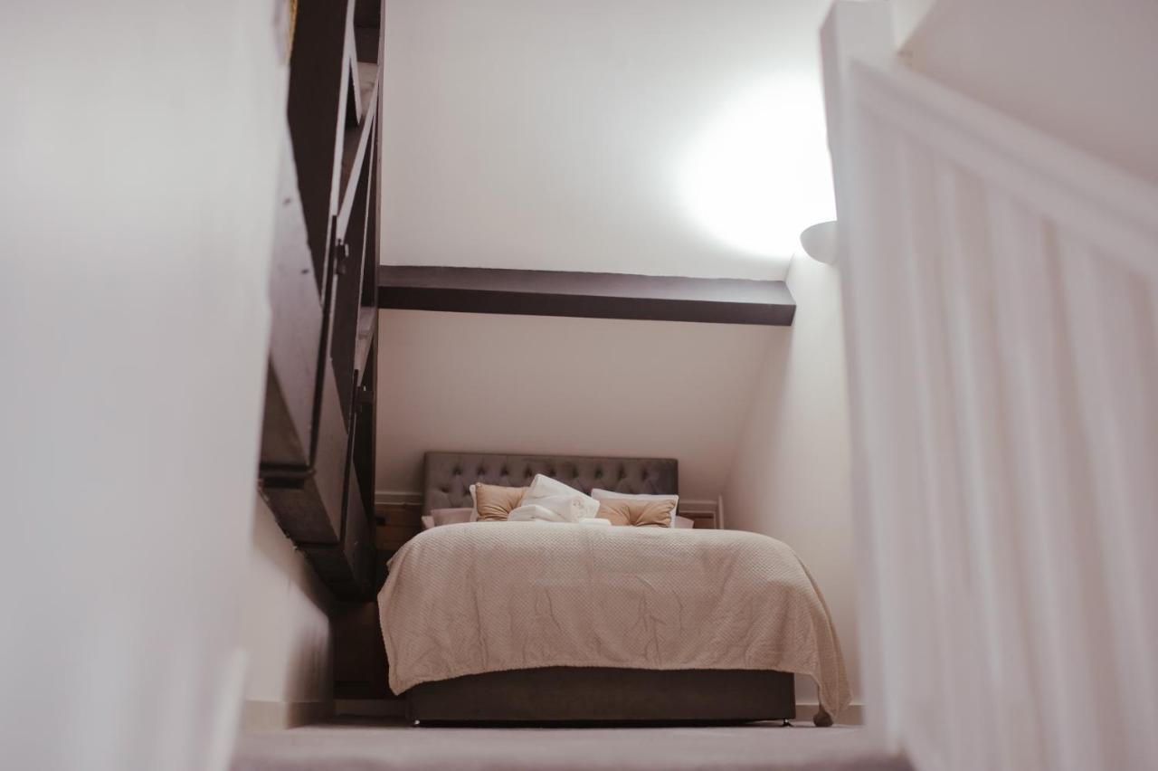 Bv Luxury Penthouse Conditioning House *